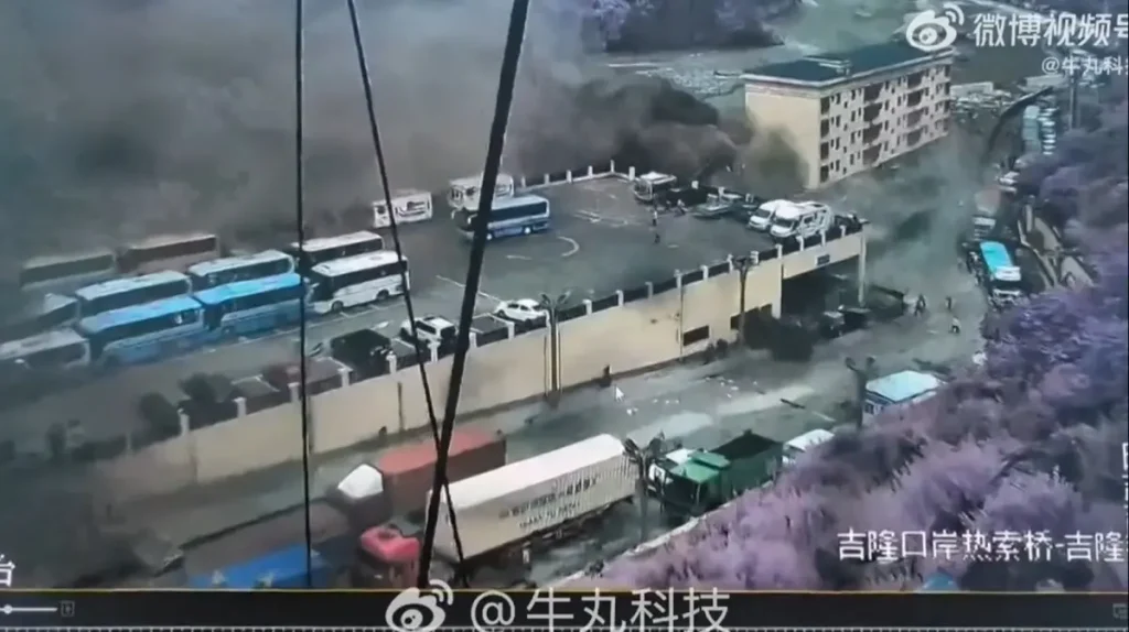 2026年8月26日,突发山洪袭击西藏自治区吉隆口岸。这些影片随后被中国社交媒体平台删除。